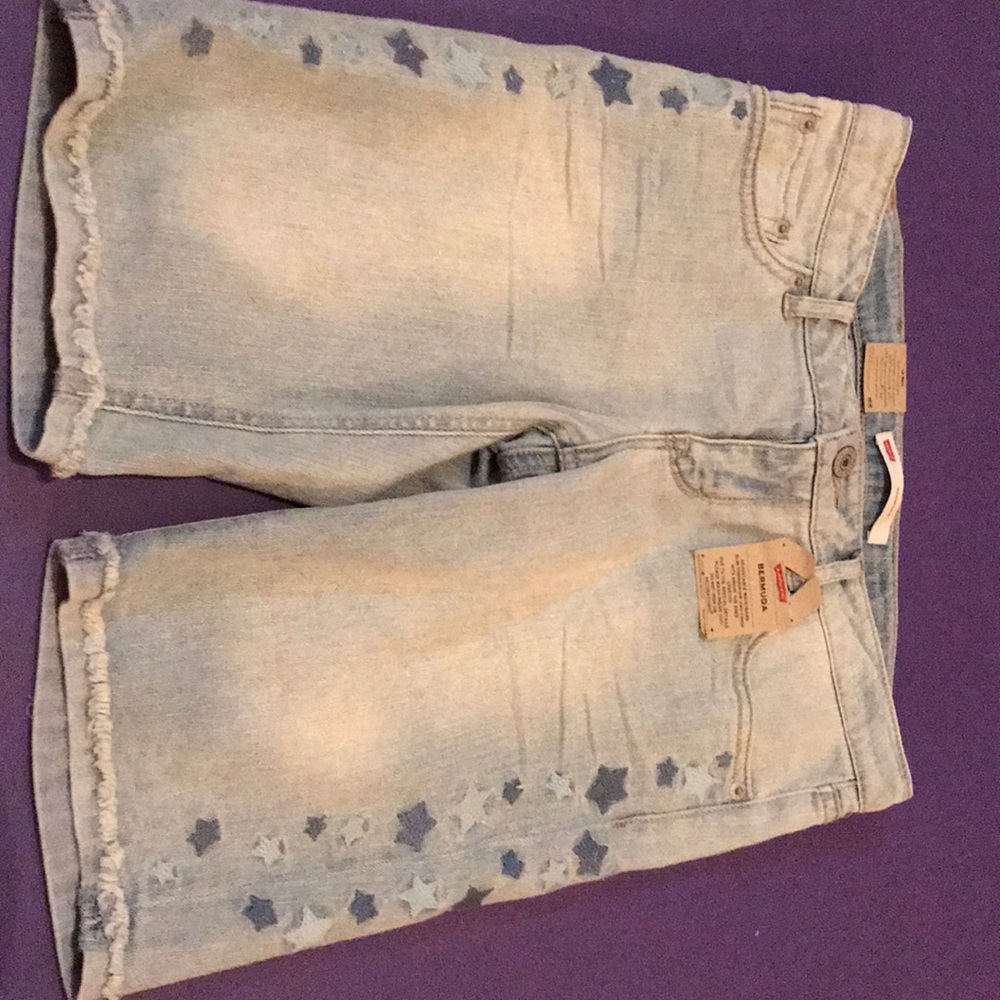 Levi shorts